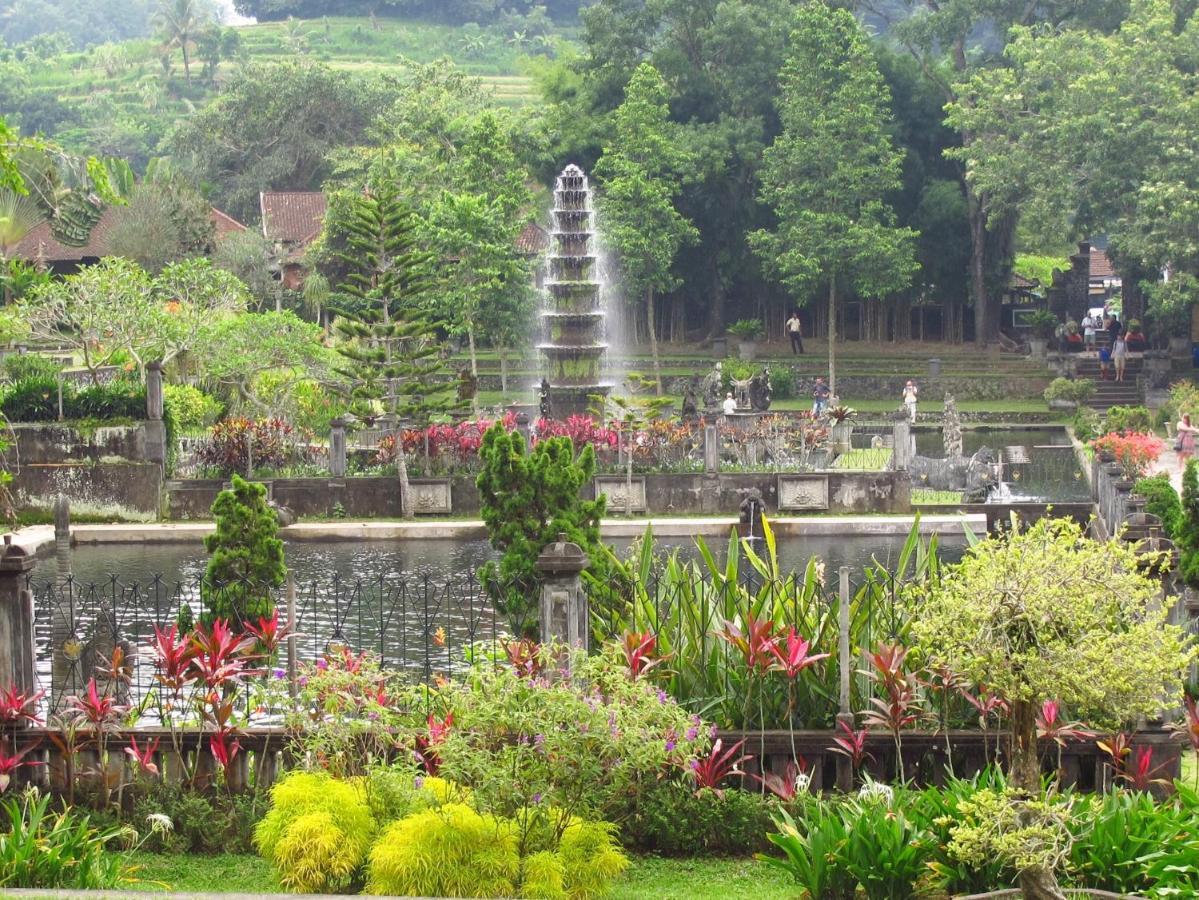 Dhangin Taman Karangasem  Exterior photo