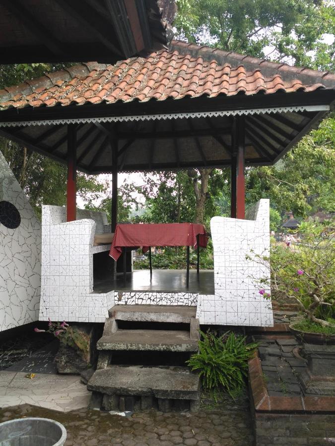 Dhangin Taman Karangasem  Exterior photo